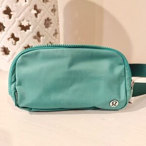 Lululemon Sea Green Belt Bag - Rare Color